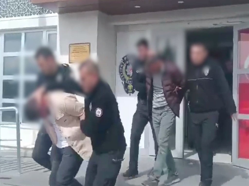 Kayseri'de genç kadına sokak ortasında önce taciz sonra darp