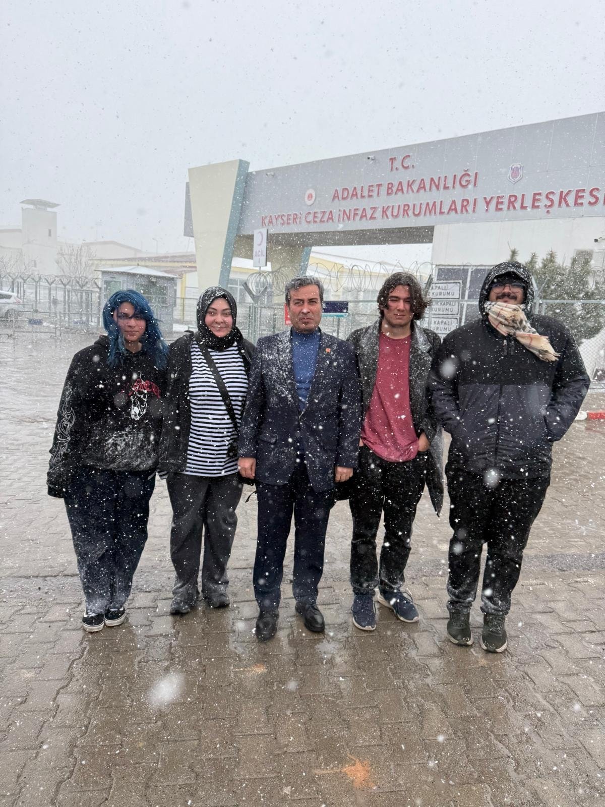 Kayseri'de tutuklu gençler serbest bırakıldı