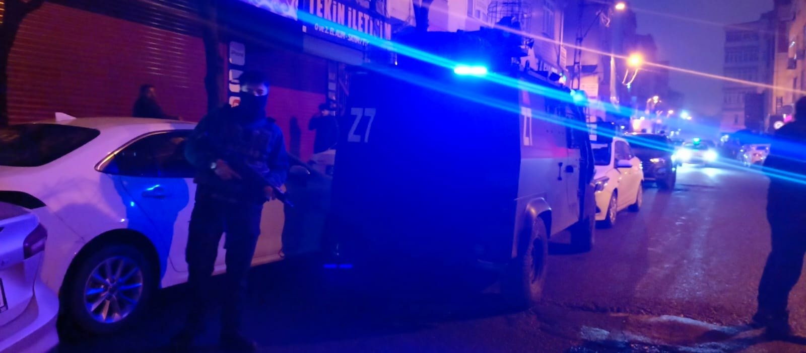 Kimlik kontrolü yapan bekçilere silahlı saldırı!