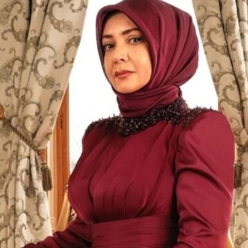 ‘Kızılcık Şerbeti’nden ayrıldı, soluğu orada aldı