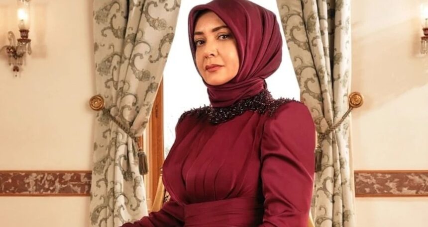 ‘Kızılcık Şerbeti’nden ayrıldı, soluğu orada aldı