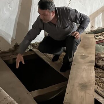 Köyün muhtarı temizlik yaparken fark etti: Jandarma definecilerin peşine düştü
