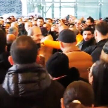 ‘Kuzeyin Oğlu’ Volkan Konak’a veda…