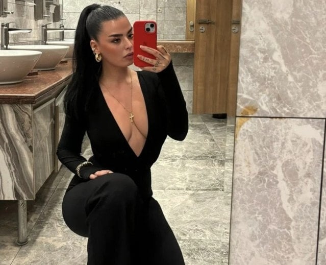 Oyuncu Sevil Akdağ'ın, öldürdüğü fenomen Elif Kırav'la eğlendiği görüntüler çıktı