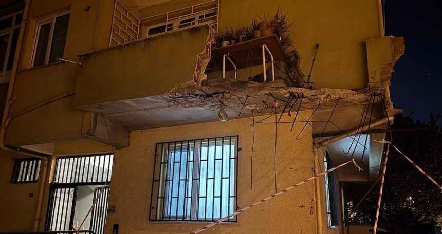 Pendik’te bir dairenin balkonu çöktü