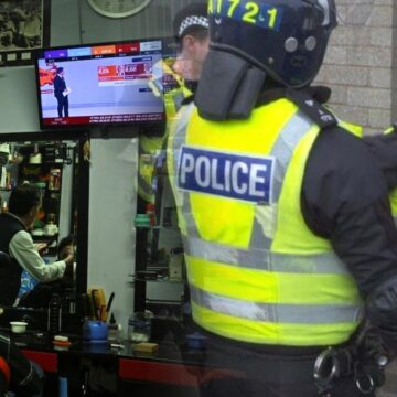 Saç tıraşıyla milyonlar akladılar: İngiliz polisinden, ‘Türk usülü’ berberlere dev baskın