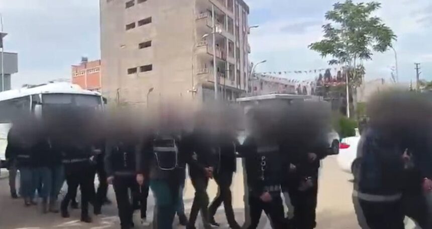 Şanlıurfa’da 3 ilçede göçmen kaçakçılığı operasyonu