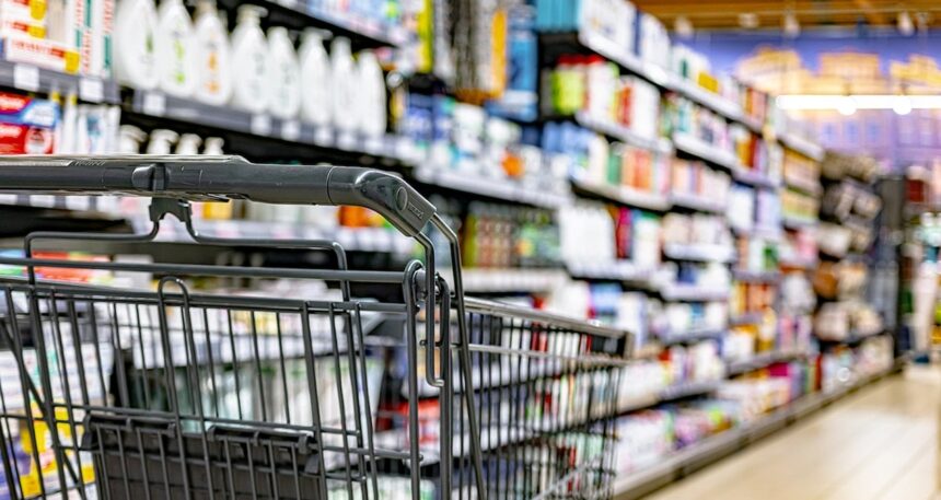 Süpermarket zinciri 17 şubesini kapatma kararı aldı: Çok sayıda çalışan işsiz kalacak