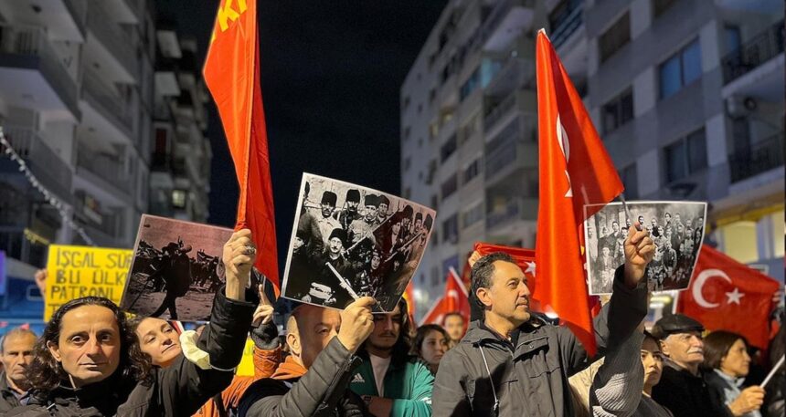 TKP’den 3 büyükşehirde Türk Bayraklı eylem: ‘Diz Çökmüyoruz’