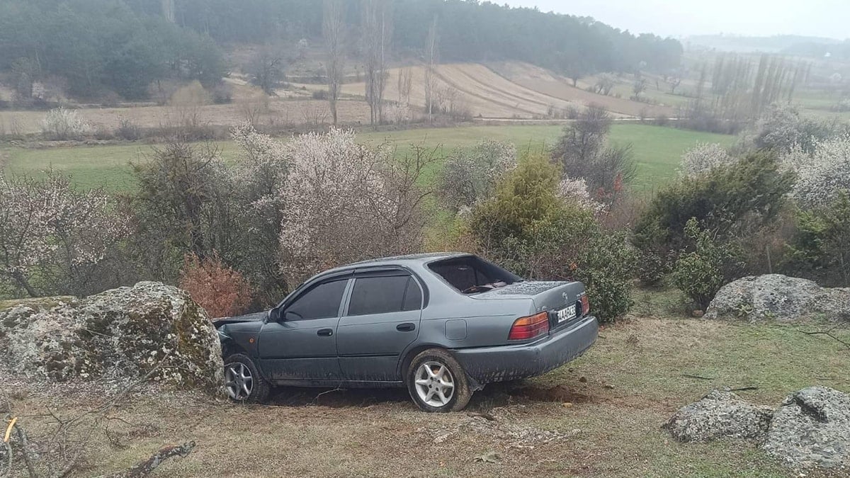 Uşak'ta kazada ölen sürücünün kafasında mermi çekirdeği bulundu