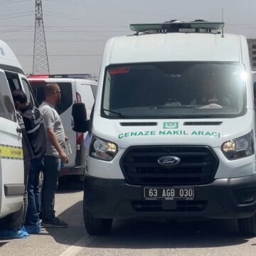2 çocuk feci şekilde can verdi: Hastanede ortalık karıştı