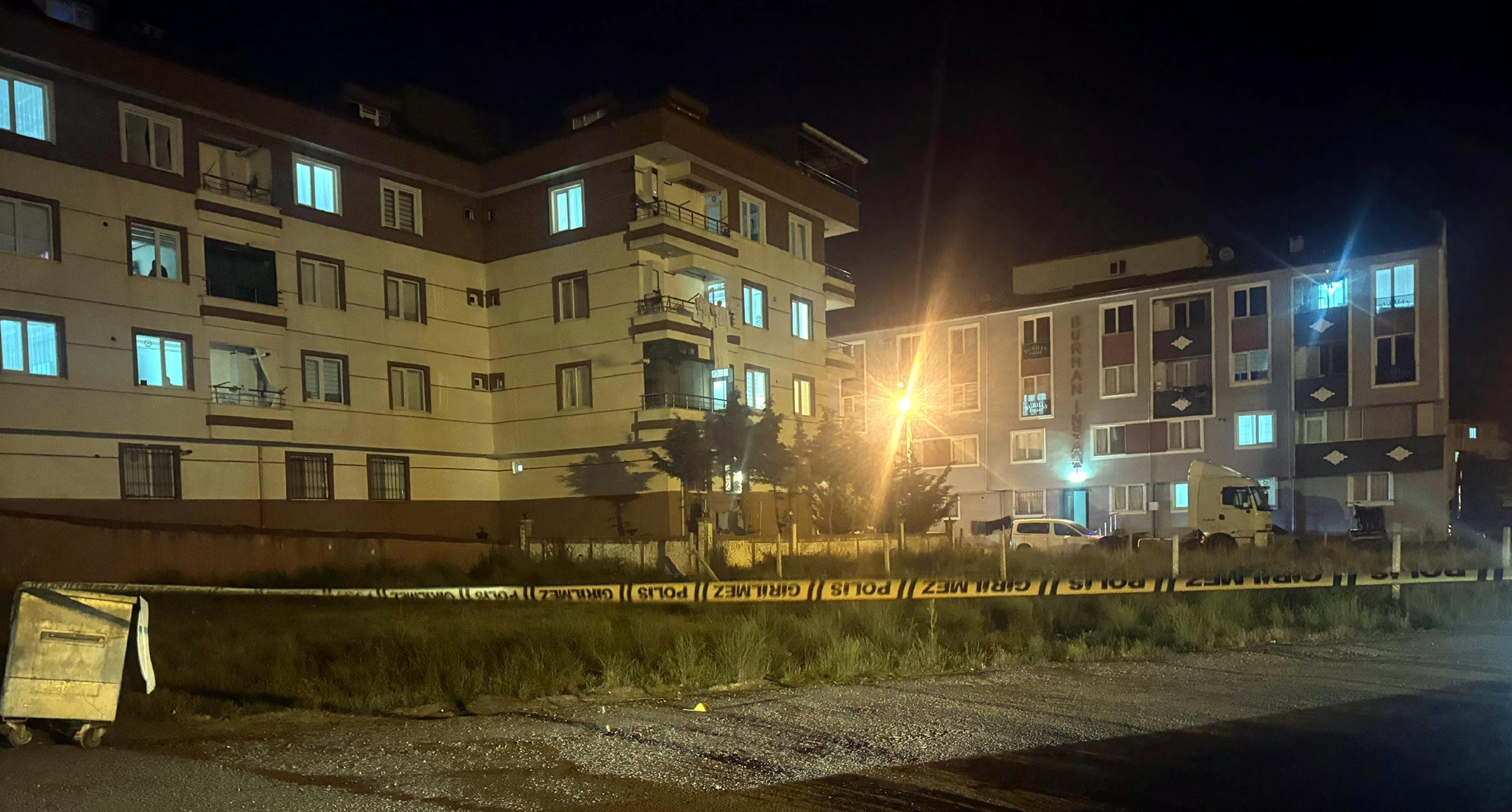 Aile arasında kanlı hesaplaşma: Evine ateş açan oğlunu öldürdü