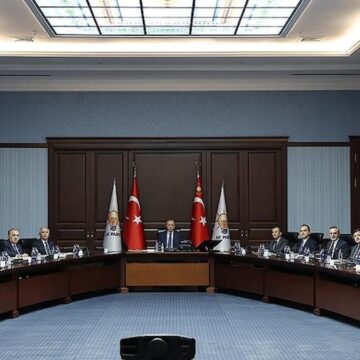 AKP MYK toplandı