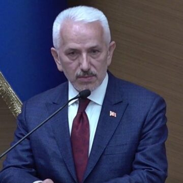 AKP’den istifa etti, gerekçesi büyük alkış aldı