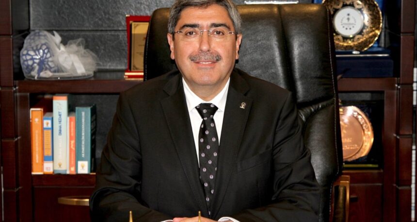AKP’li vekile 9.2 milyon liralık çuval ihalesi! Üzerine ‘para ile satılamaz’ yazacaklar…