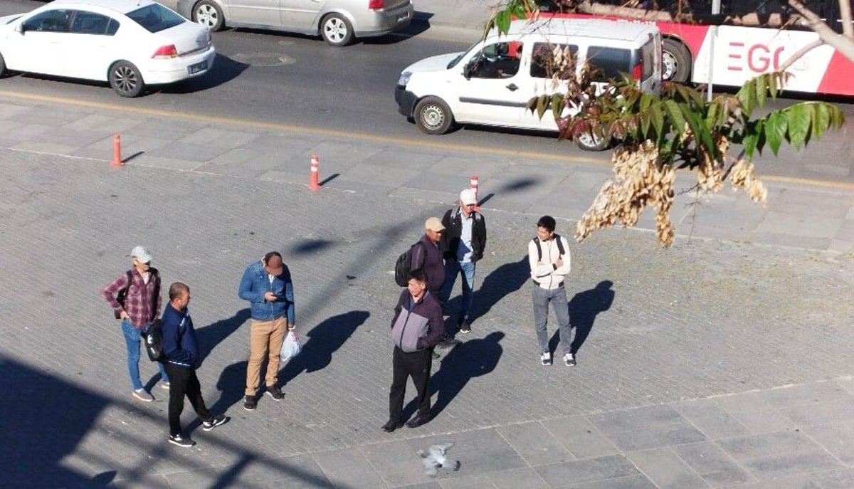 Amele pazarında iş yarışı