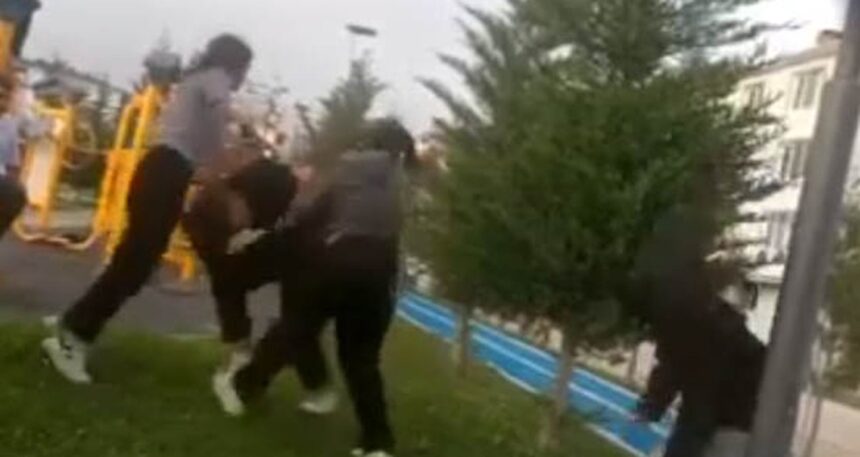 Ankara’da akran zorbalığı! Kız öğrenci hastanelik oldu, soruşturma başlatıldı