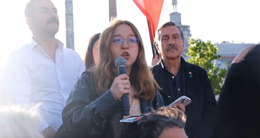 ‘Annem yaralarımı gördü ağladı’