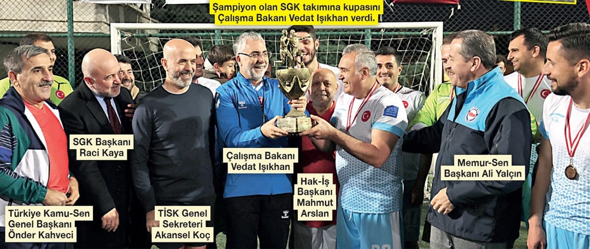 Asgari ücret pul oldu bakan top peşinde