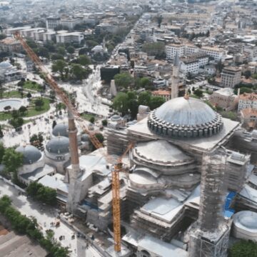 Ayasofya Camii’nde restorasyon havadan görüntülendi