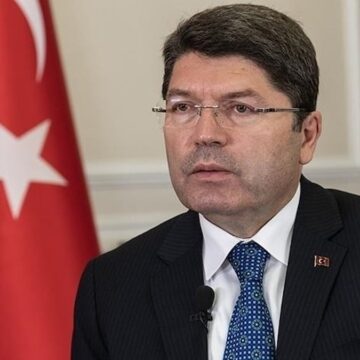 Bakan Tunç’tan ‘hukuk güvenliği’ açıklaması