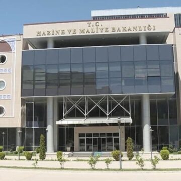 Borçlu belediyeler kredi alamayacak