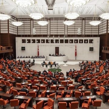 CHP Meclis’te görev alacak isimler için seçim yapacak
