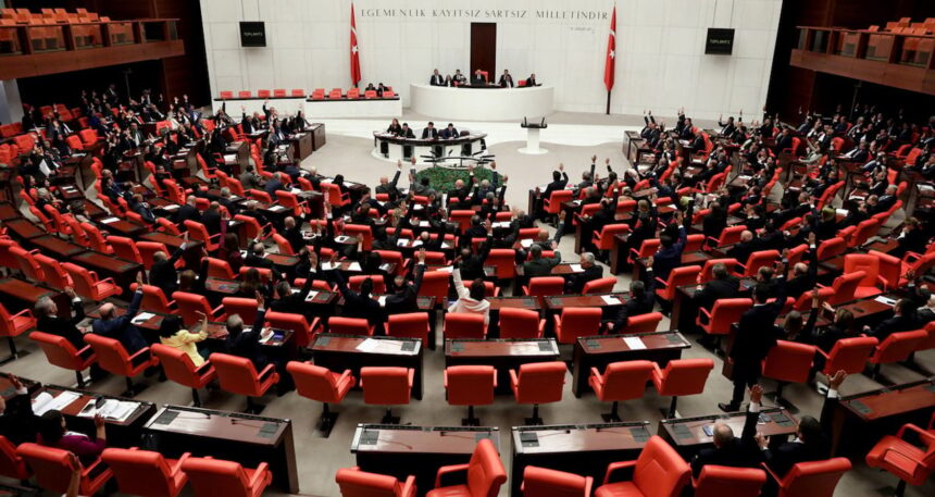 CHP’den AKP’ye infaz yasası için ‘sürpriz’ şartı