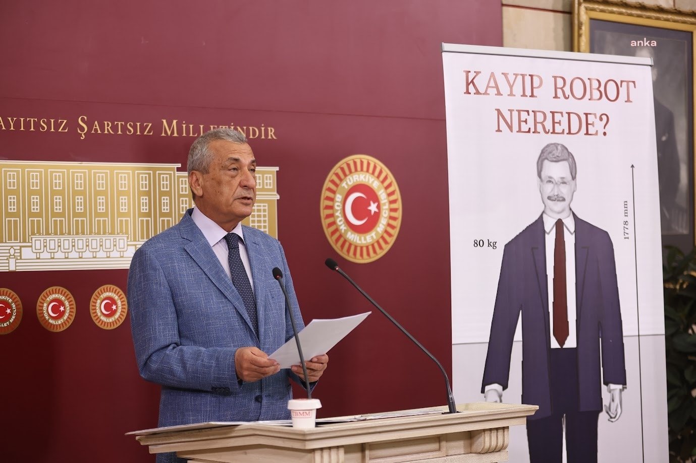 CHP'li Hasan Öztürkmen: Melih Gökçek robotu nerede?