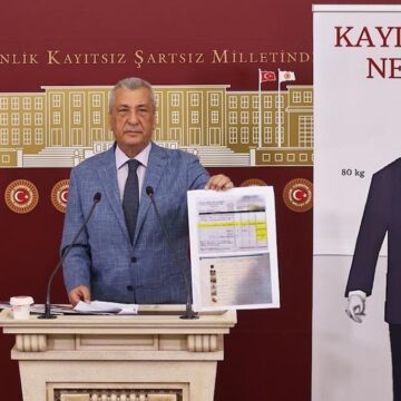 CHP’li Hasan Öztürkmen: Melih Gökçek robotu nerede?