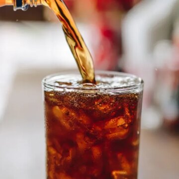 Coca-Cola içen adam hastanelik oldu