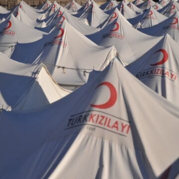 Deprem bağışlarını faize yatırdılar
