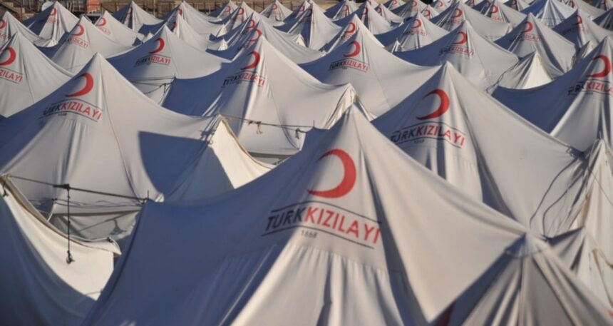 Deprem bağışlarını faize yatırdılar