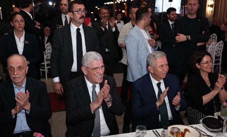 Dervişoğlu ve Yavaş sürpriz bir ismin nişan törenine katıldı