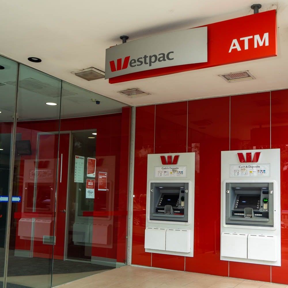 Dev banka ATM'lerini tek tek kaldırıyor