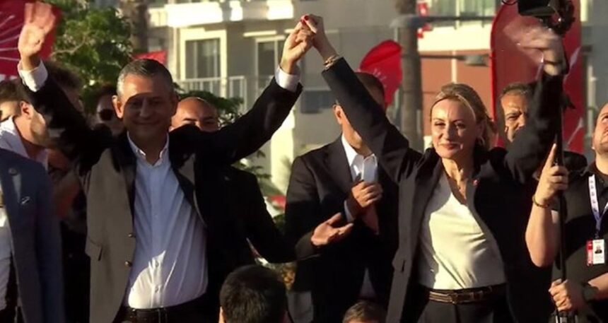 DEVA’dan istifa eden Seda Kaya Ösen CHP’ye katıldı