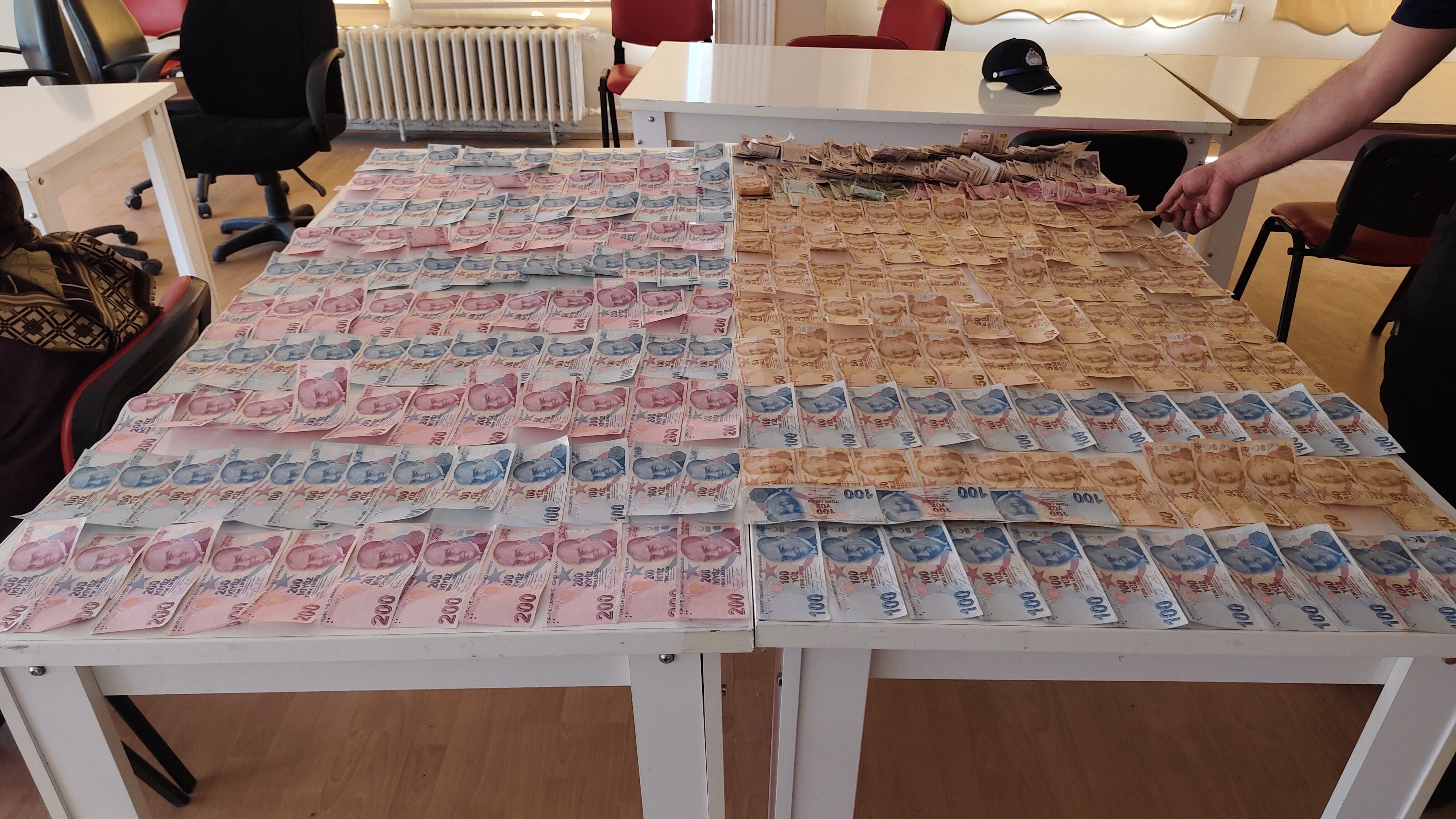 Dilencilerin 5 saatte topladığı para 'pes' dedirtti