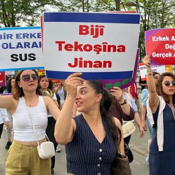 Diyarbakır’da kadınlardan “Aile Yılı”na tepki: “Aile değil, özgürlük idealimizdir”