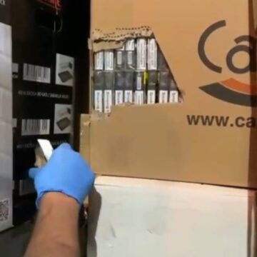 Durdurulan minibüsten 35 bin paket kaçak sigara çıktı