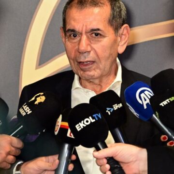 Dursun Özbek: Her şeyden önce Osimhen’in takımda kalmak istemesi lazım