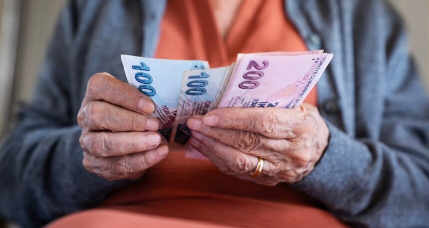 Emekli promosyonlarına mayıs dokunuşu: Bankalar kesenin ağzını açtı