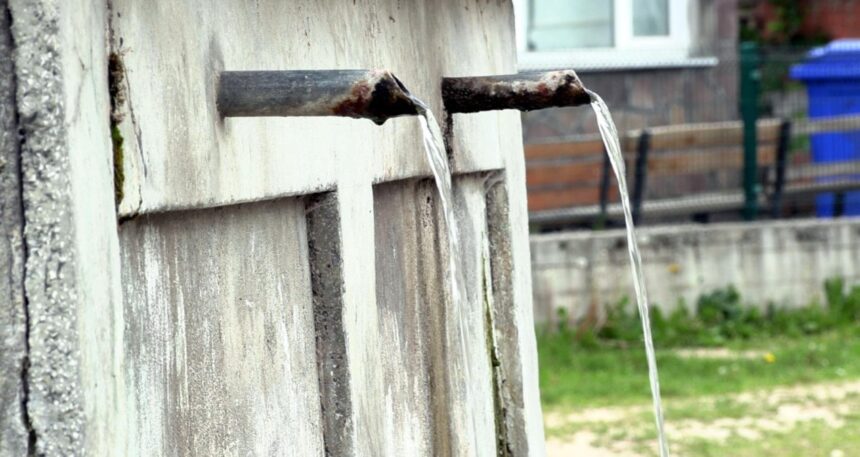İçme suyuna zehir karıştı, 80 kişi hastanelik oldu
