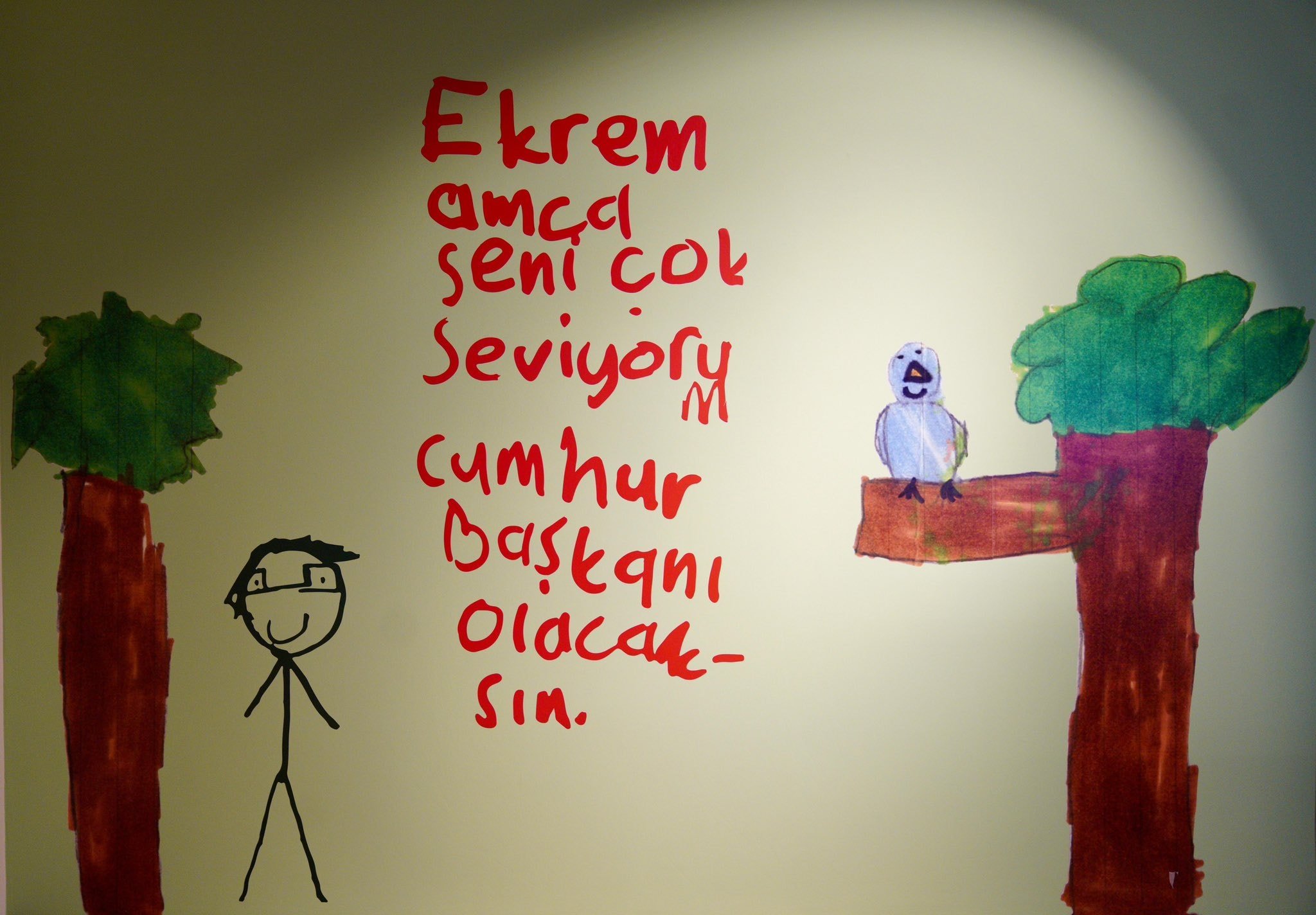 İmamoğlu çocukların çizimlerini paylaştı: 'En güçlü kaynağım'