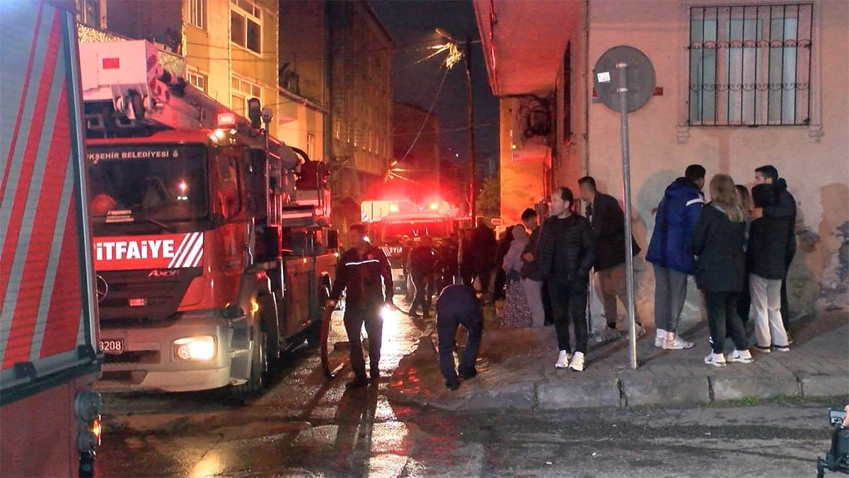 İstanbul Küçükçekmece'de halkı sokağa döken yangın
