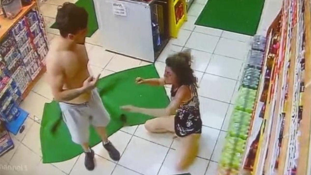 Kadına akaryakıt istasyonunda öldüresiye dayak