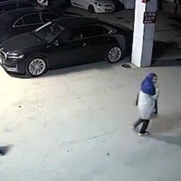 Kartalkaya’daki yangın faciasında skandal görüntüler: İnsanlar diri diri yanarken onlar araçlarını kurtarmış