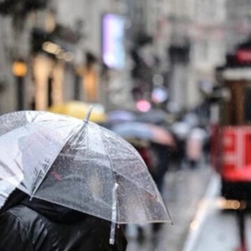 Kavurucu sıcaklara sağanak molası! Sıcaklık 10 derece birden düşecek