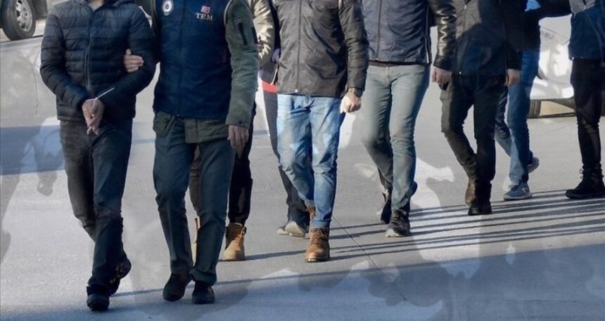 Kayseri’de aranan 5 şüpheli yakalandı