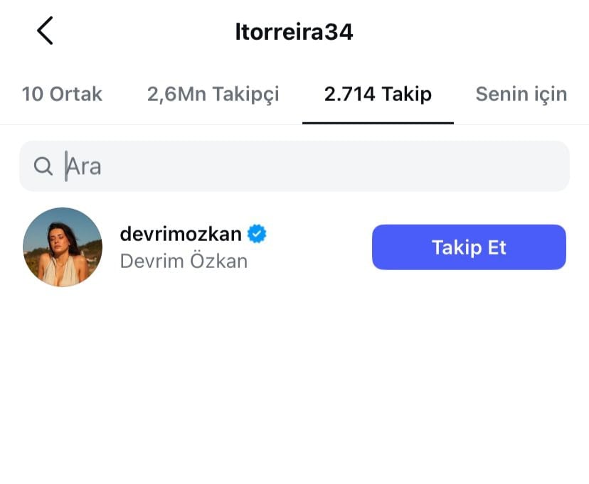 Lucas Torreira eski sevgilisi Devrim Özkan'ı takibe aldı