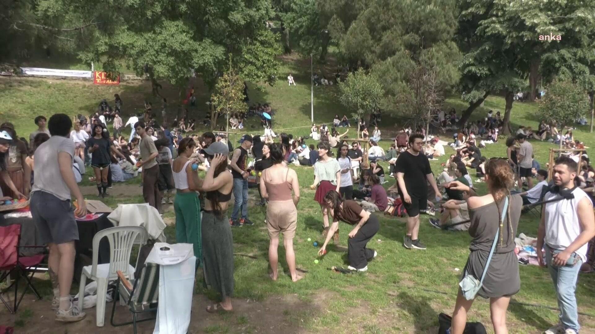 Maçka’da Bahar Direnişi: Öğrencilerden tutuklu arkadaşlarına şenlikli dayanışma